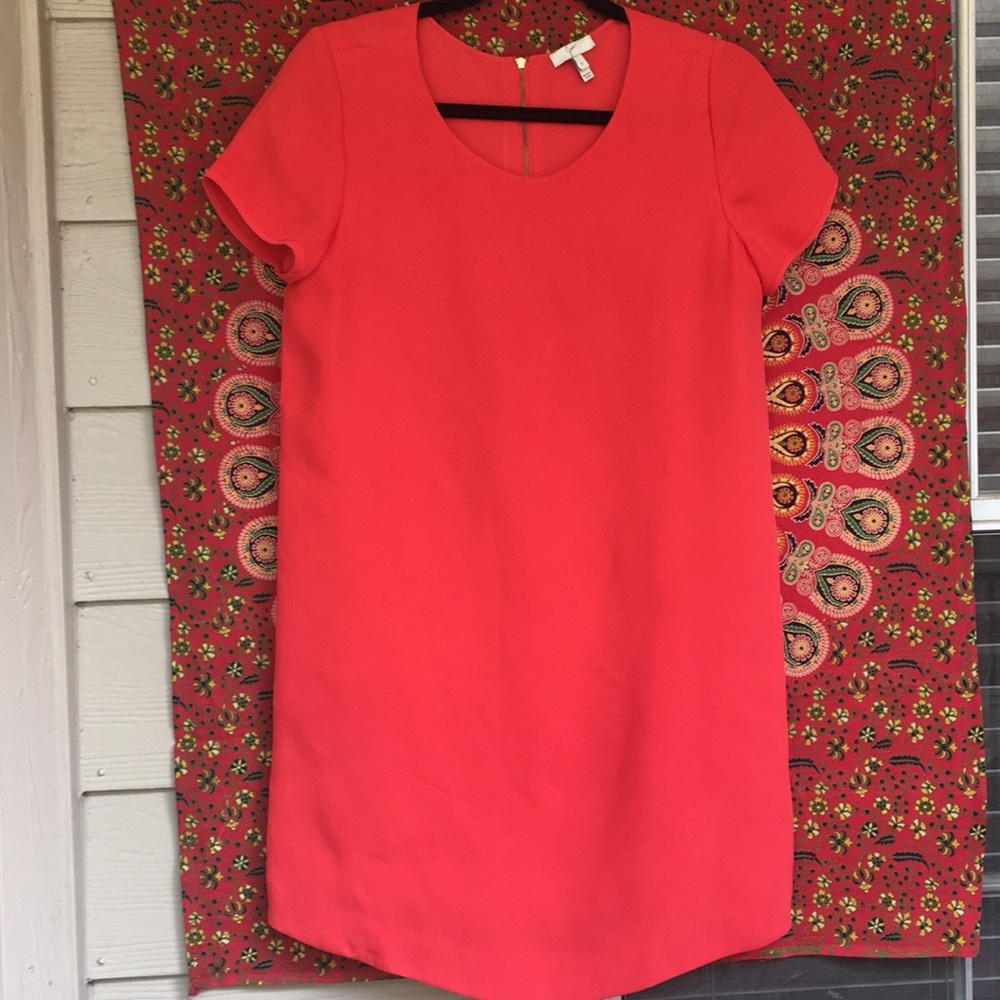 JOIE Silk Dress in a Beautiful Orange//Easy Fit